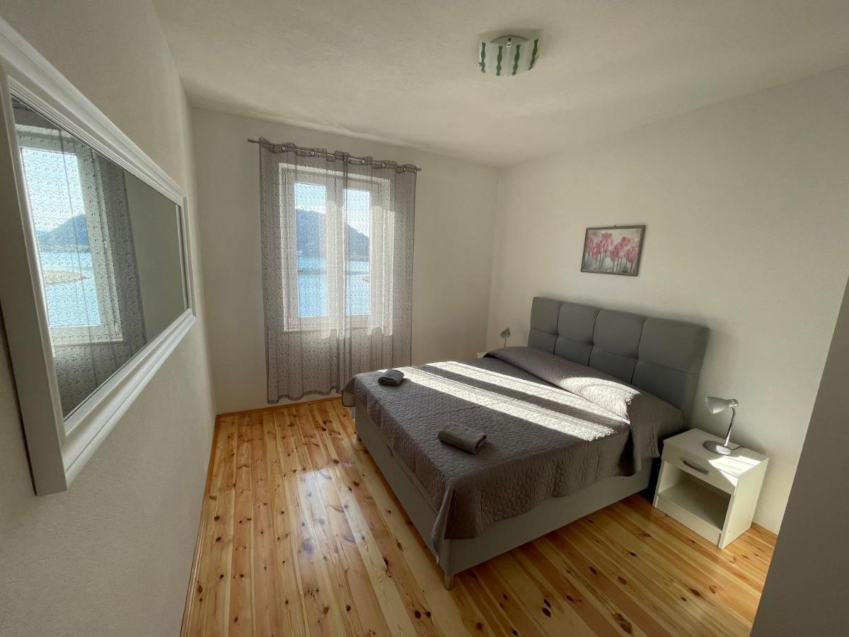 Ivan I Matej Apartments Blace Bagian luar foto