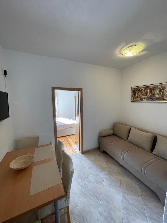 Ivan I Matej Apartments Blace Bagian luar foto