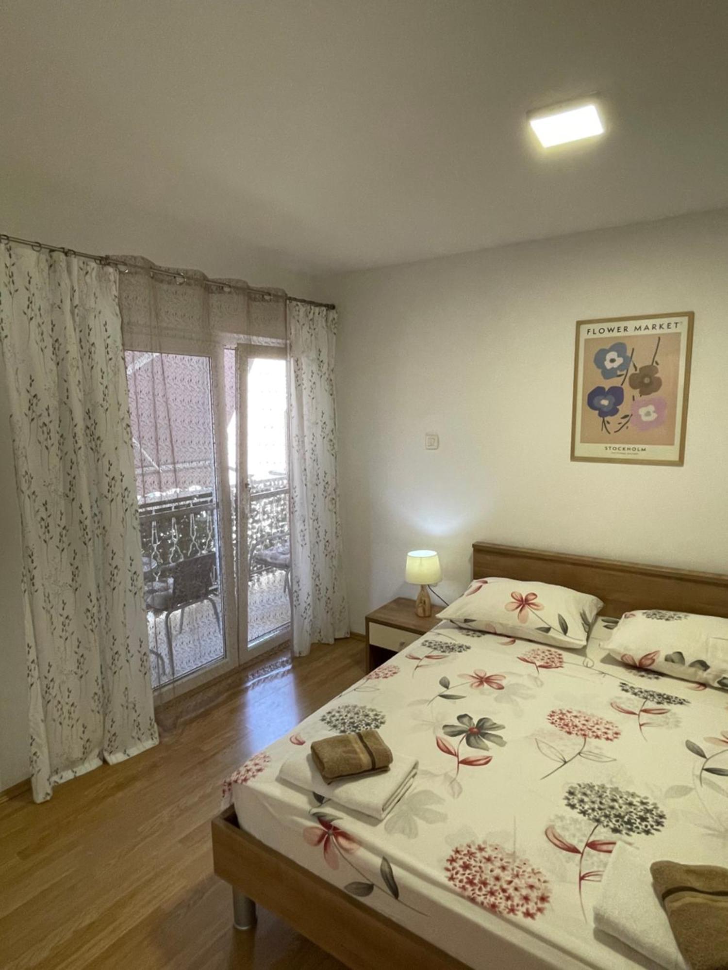 Ivan I Matej Apartments Blace Bagian luar foto