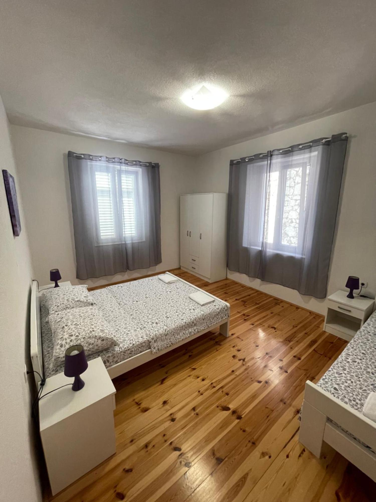 Ivan I Matej Apartments Blace Bagian luar foto