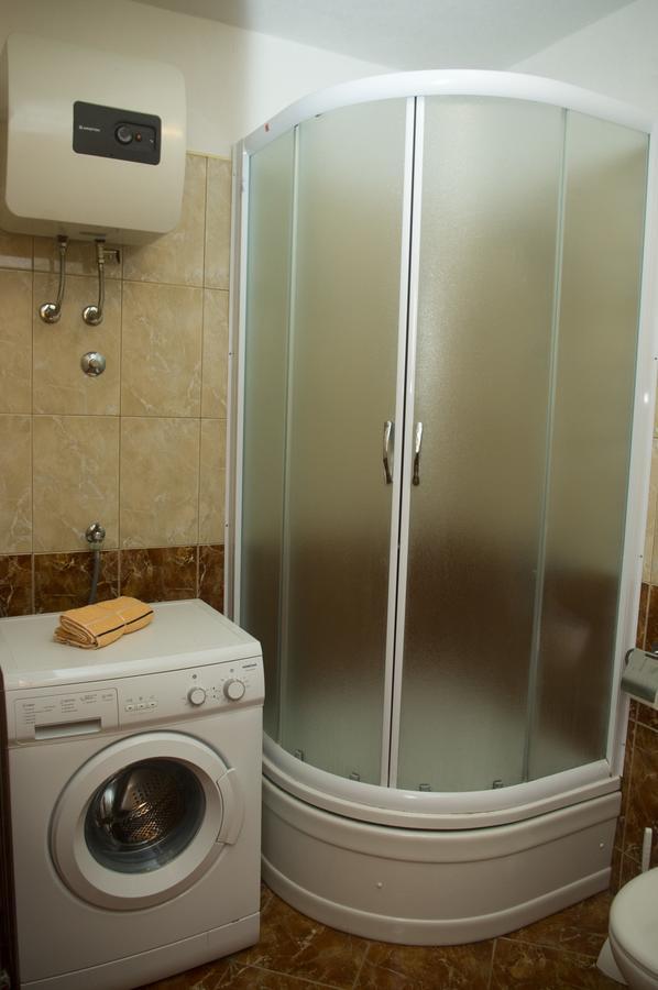 Ivan I Matej Apartments Blace Bagian luar foto